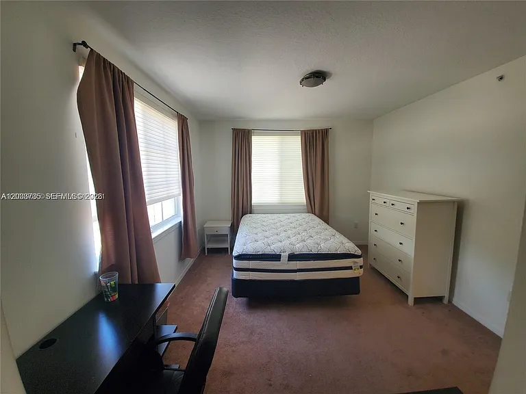6801 SW 44th St #203 — Photo 9