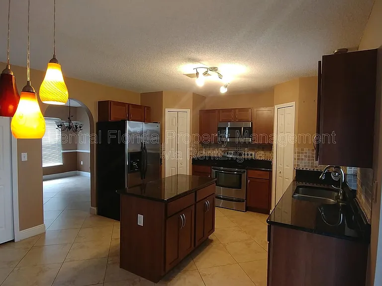 14519 Lake Price Dr — Photo 4