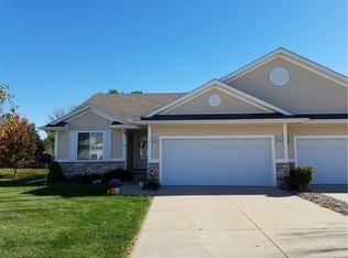 6141 Pinewood Ct, Johnston, IA 50131
