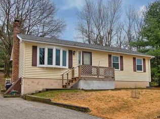 9103 E Springfield Rd, Seven Valleys, PA 17360