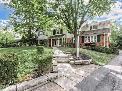 12 Lyman Cir, Shaker Heights, OH, 44122