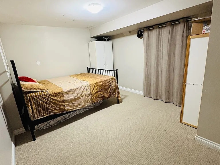 532 Woodward Ave #BASEMENT — Photo 10