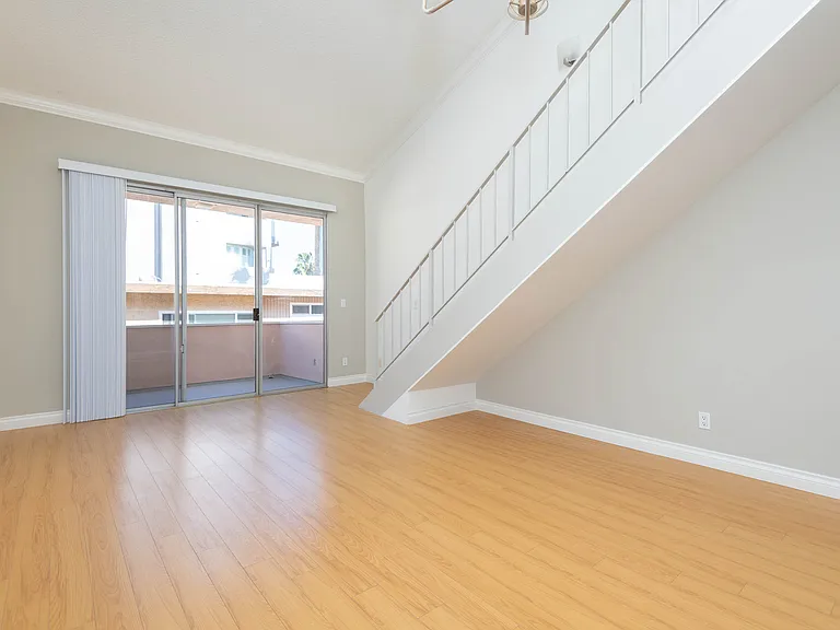 11757 Kiowa Ave #7 — Photo 3