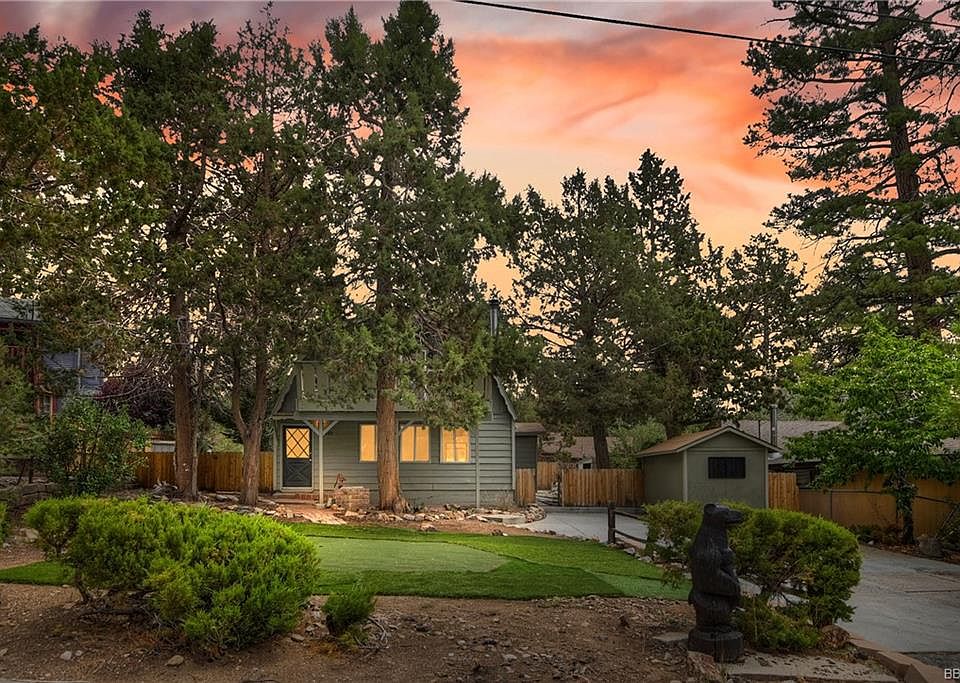 1st image of 1088 Mount Whitney Dr
