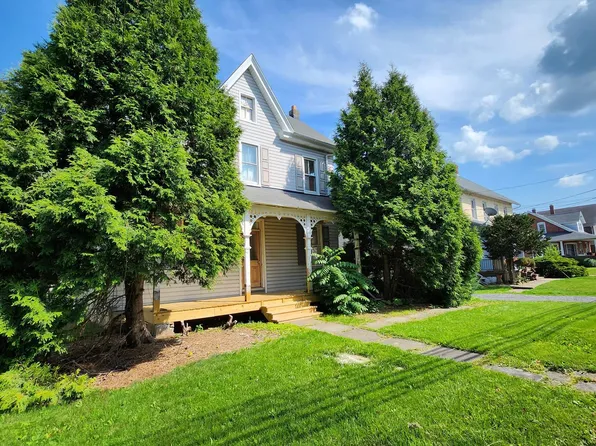 131 S Main St, Richlandtown, PA 18955