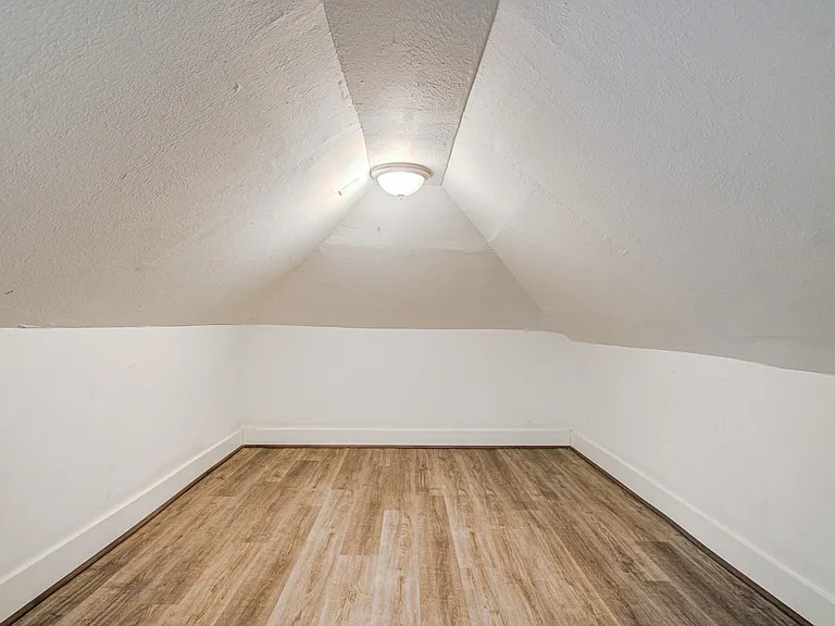 2554 River Rdg — Photo 21