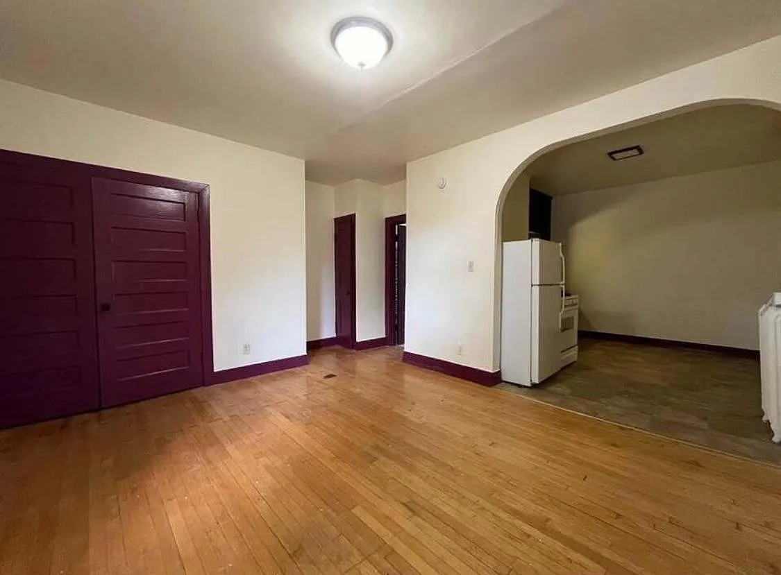 3034 W State St - 3036A — Photo 2
