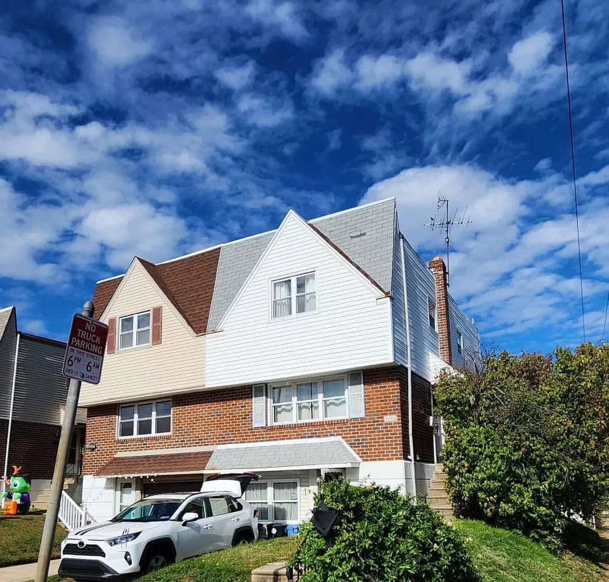 4 bed, 1400 sqft, $2,600 — Photo 1