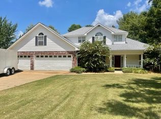 513 Gerald St, Leland, MS 38756