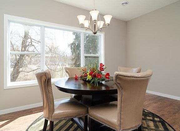 4th image of 2385 Glendale Cove Lane