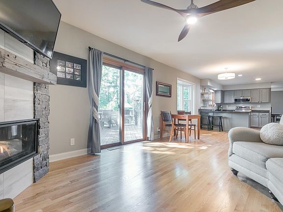 2nd image of 6315 Exchange St