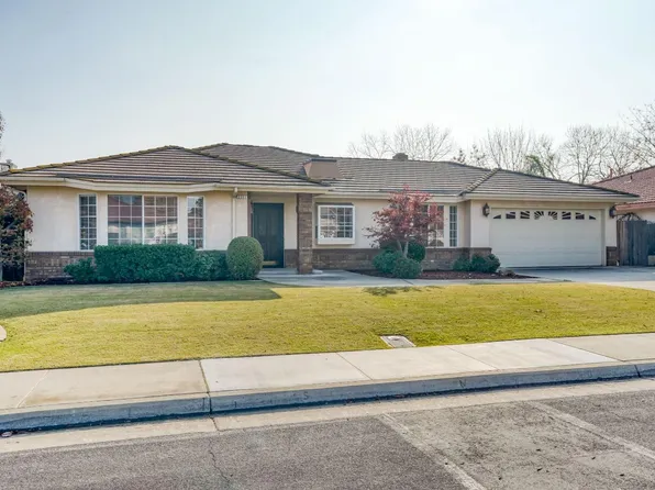 2551 Sterling Ave, Sanger, CA 93657