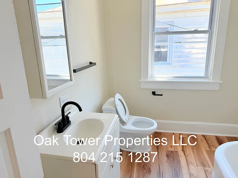 3301 Main St #B — Photo 12
