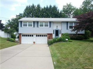 204 Kenney Dr, Sewickley, PA