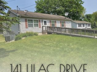 141 Lilac Dr, East Stroudsburg, PA