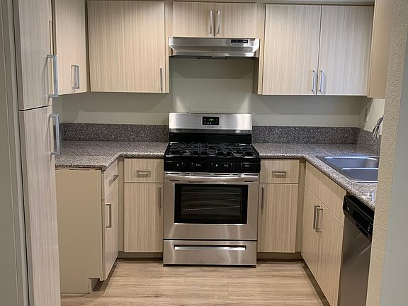 2nd image of 1241 N Central Ave APT 7