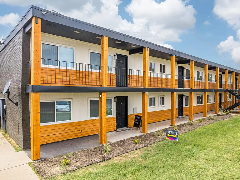 Village Place — Photo 17