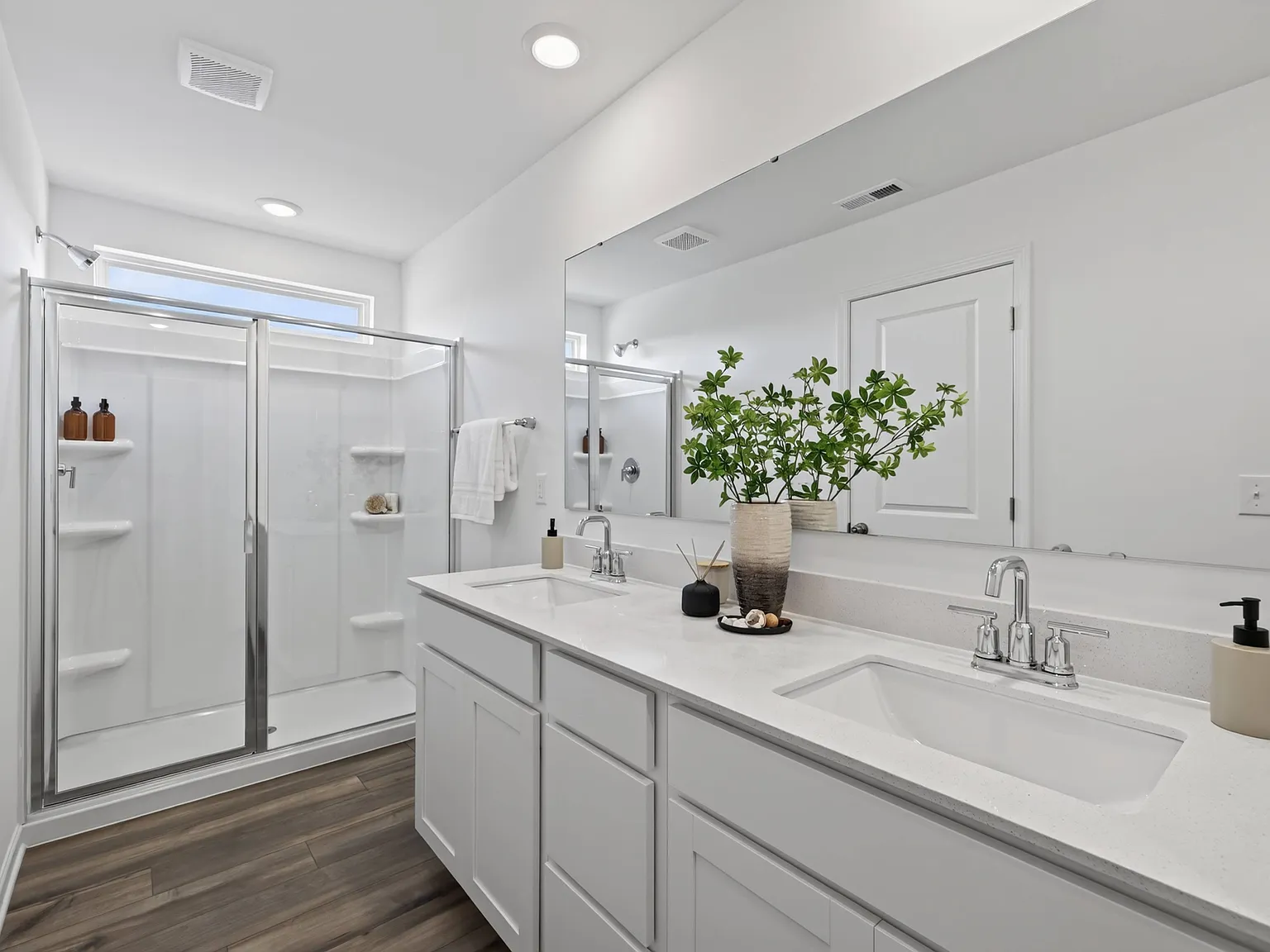 Cedar Village Townhomes — Photo 4