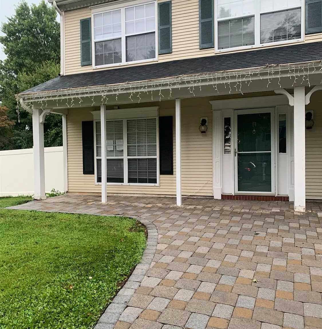 3 bed, 2.5 bath, $3,750 — Photo 1