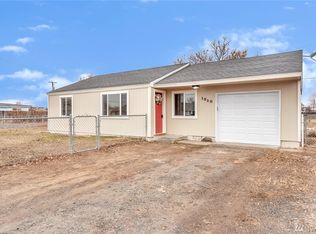 1310 Arnold Dr, Moses Lake, WA 98837