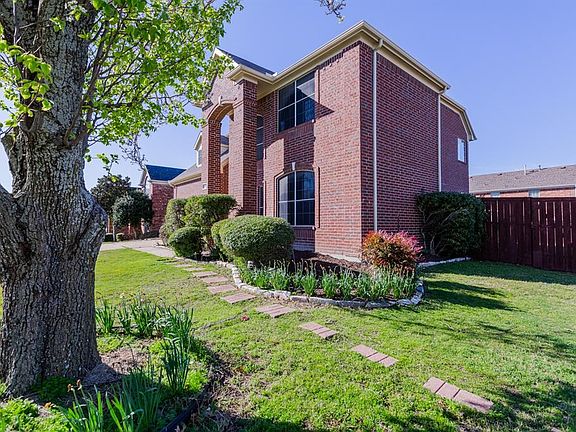 4th image of 4009 Norcross Dr