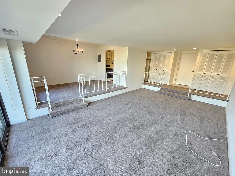 9900 Georgia Ave #415 — Photo 8