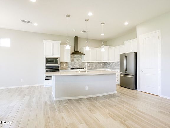 5th image of 2866 W Show Low Dr