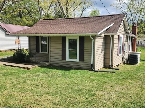 109 Long St, Mayodan, NC 27027