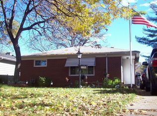 21066 Colwell Ave, Farmington Hills, MI