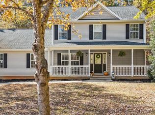 19 Paddle Pond Pl, Greer, SC 29651