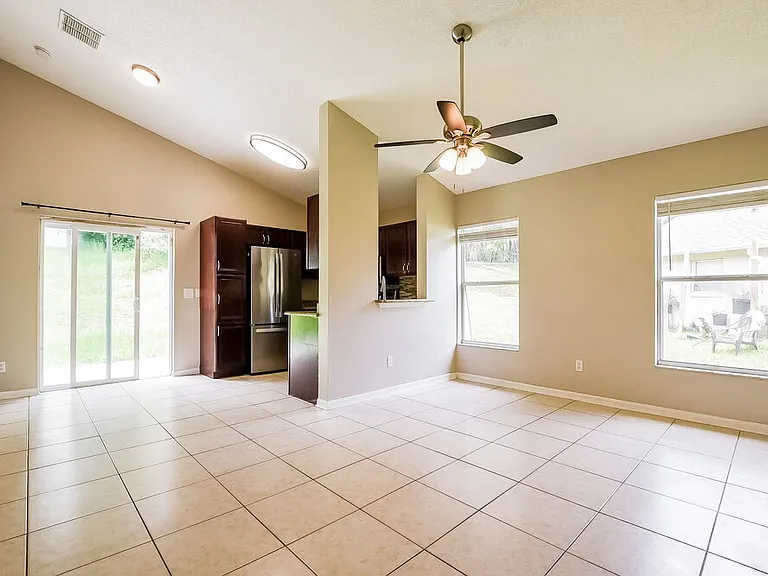 1206 Sheeler Hills Dr — Photo 3
