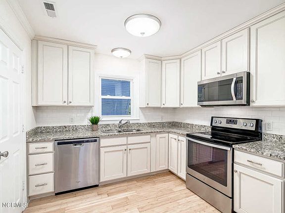 4th image of 261 Oakleaf Dr