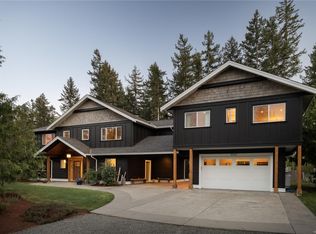 3022 Sarah Dr, Capital, BC V9Z 0J5