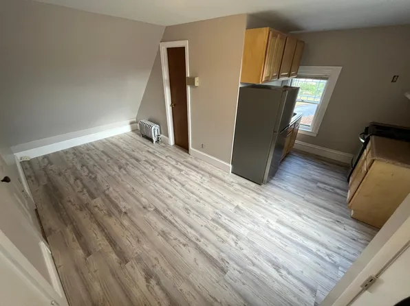 410 N State St #4, Concord, NH 03301