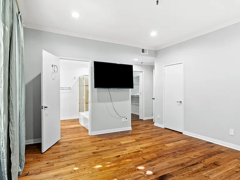 14630 Dickens St #108 — Photo 14