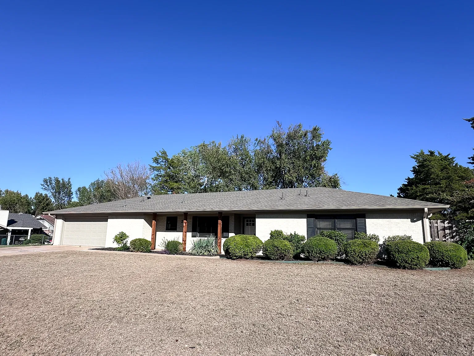 3 bed, 2.5 bath, 2200 sqft, $1,695 — Photo 1