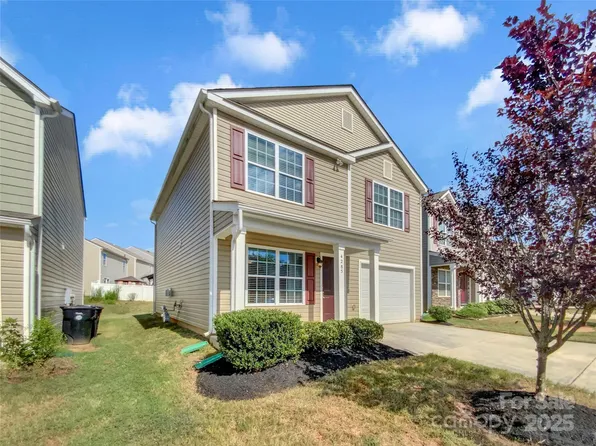 4285 Long Arrow Dr, Concord, NC 28025