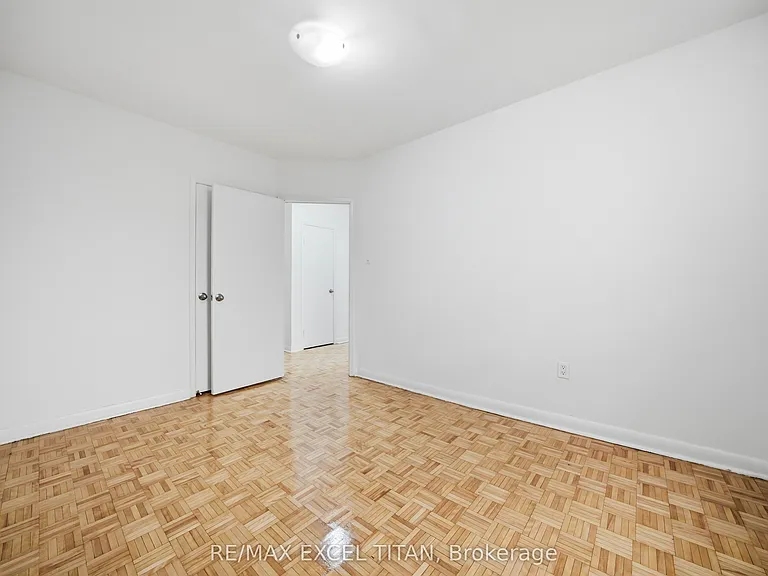 4 Hill Heights Rd #305 — Photo 7