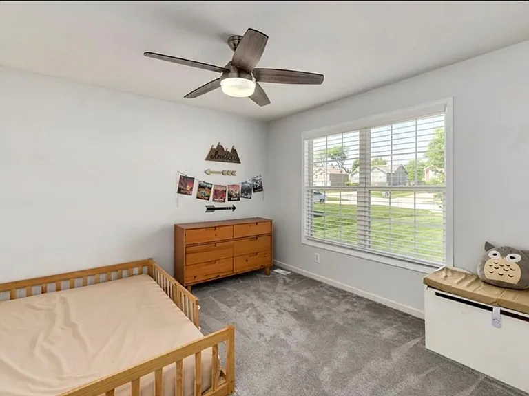 571 Hithergreen Dr — Photo 17