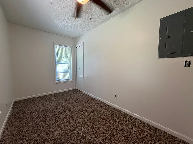 1354 Old Cave Spring Rd SW — Photo 11