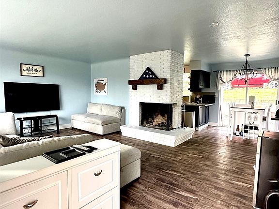 4th image of 2306 Sunrise Court