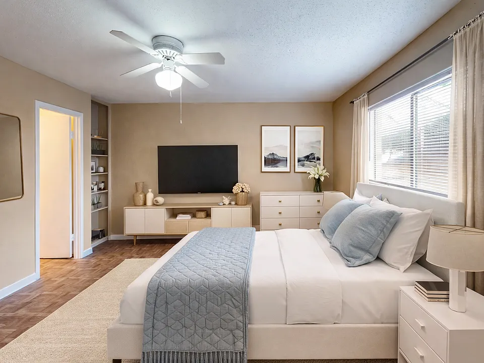 Creekwood Apartments