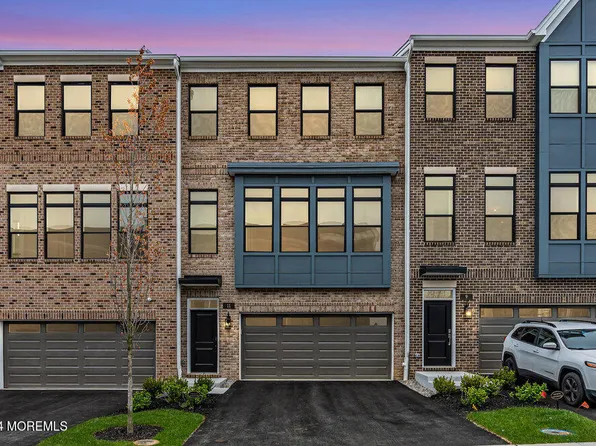 11 Augustus Drive, Middletown, NJ 07748