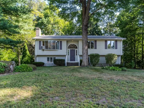 99 Colonial Dr, Ludlow, MA 01056