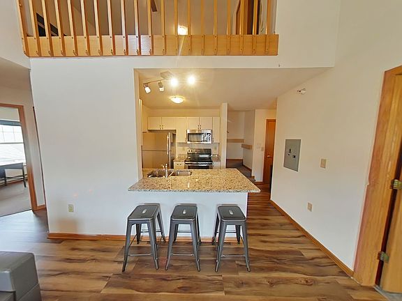 5th image of 1040 Spring St APT K