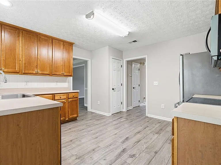 4408 Webb Meadows Dr — Photo 8