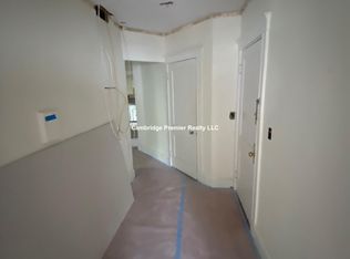 32 Concord Ave #11, Cambridge, MA 02138
