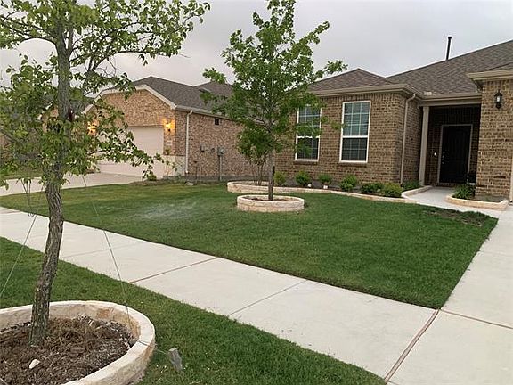 3rd image of 1769 Port Royal Ln