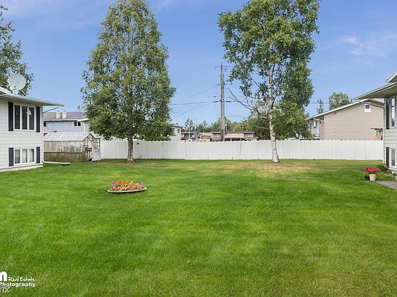 3005 W 34th 4