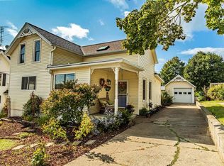 707 2nd St, New Glarus, WI 53574